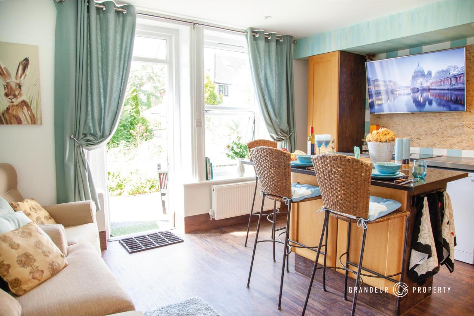 The Gardenside Apartment By Grandeur Property Bornemouth Extérieur photo